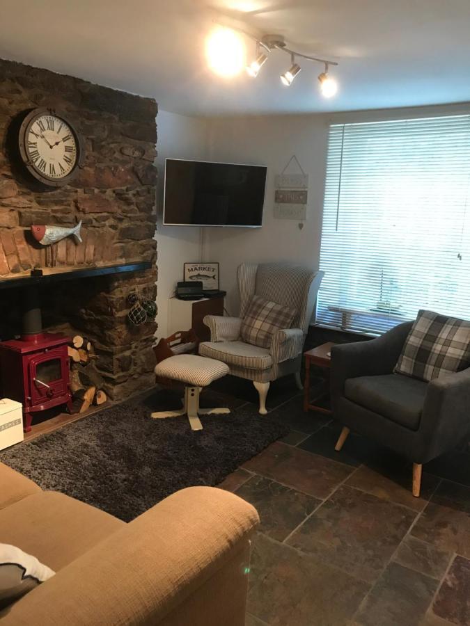 Saltys Cottage, Brixham - 2 Min Walk To The Harbour Buitenkant foto