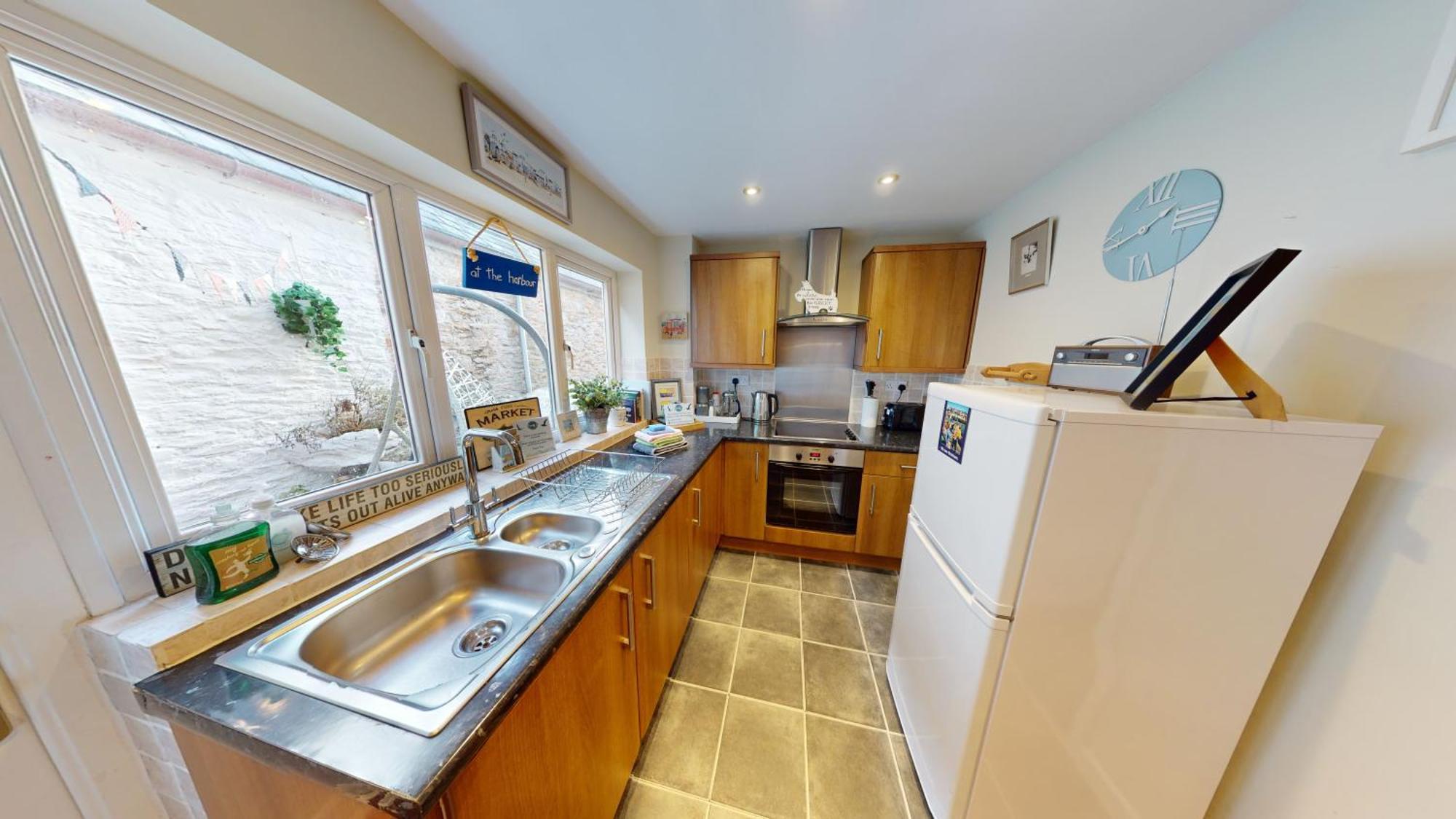 Saltys Cottage, Brixham - 2 Min Walk To The Harbour Buitenkant foto